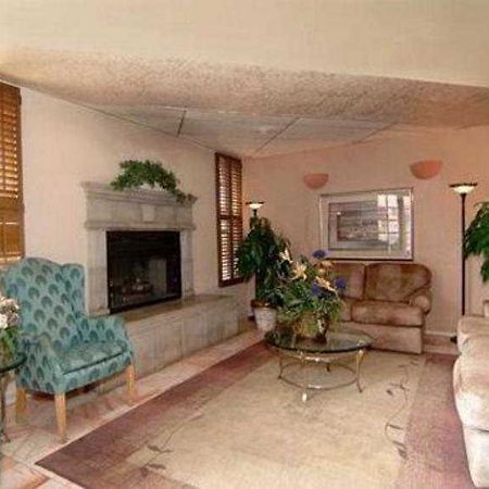 Clarion Suites Yuma Interior photo