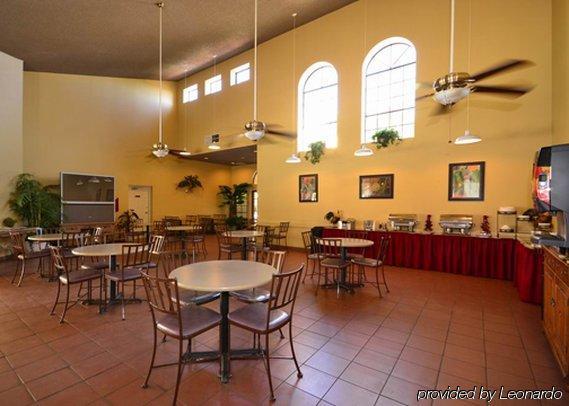 Clarion Suites Yuma Restaurant photo